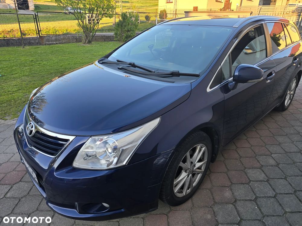Toyota Avensis 1.8 Executive - 8