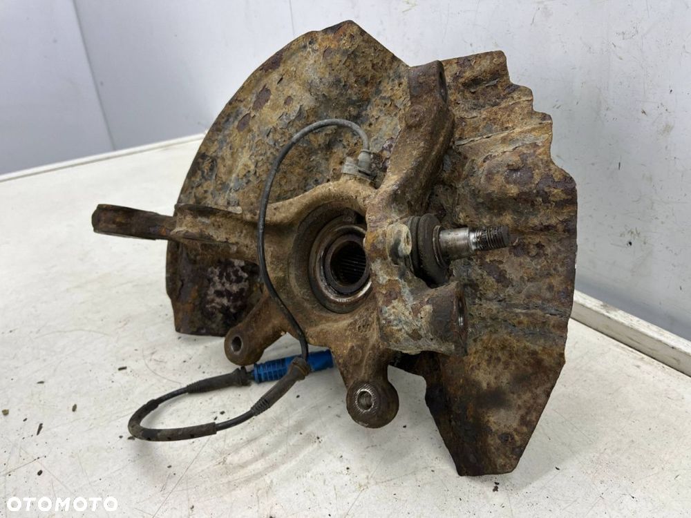 Zwrotnica BMW X5 E53 99-06r. 3.0d 3.0i 4.4i 4.8i piasta lewa przednia czujnik ABS lewy przód - 6