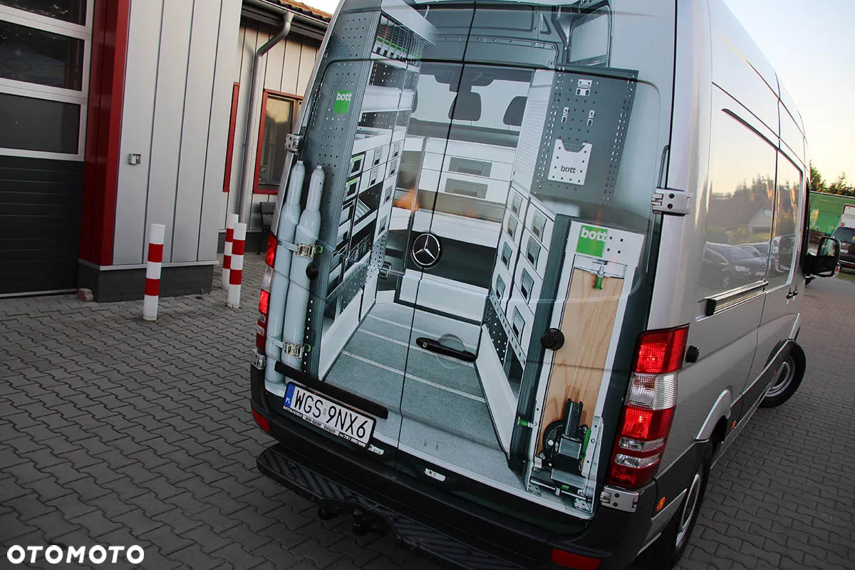 Mercedes-Benz SPRINTER L2H2 - 18