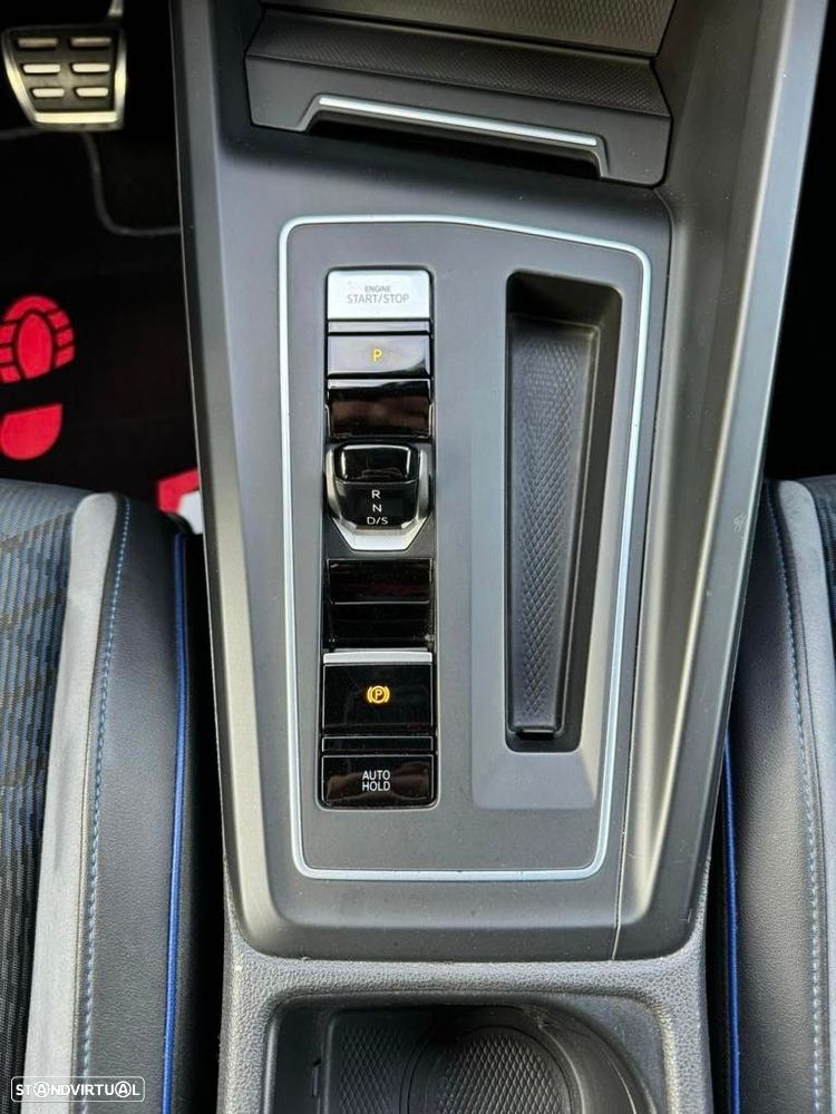 VW Golf 2.0 TSI R DSG - 25