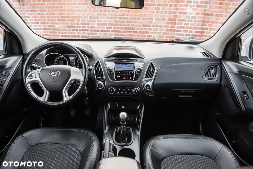 Hyundai ix35 - 24