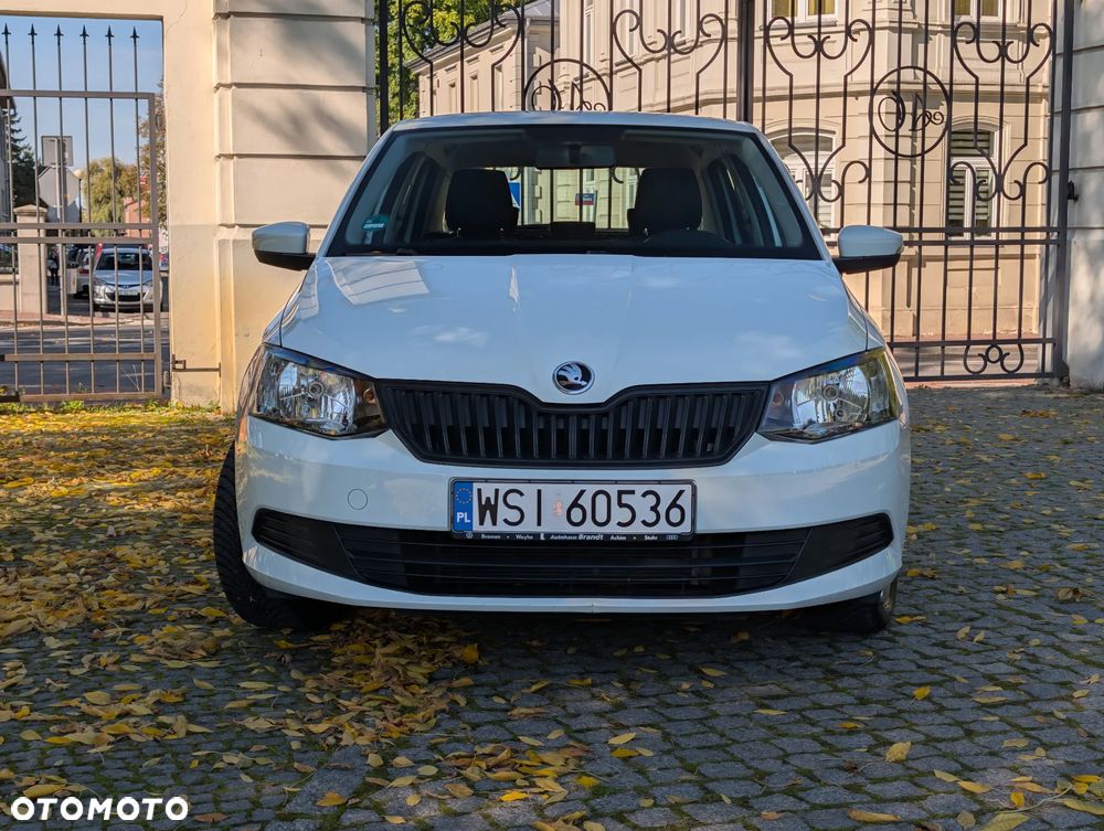 Skoda Fabia 2016 photo 4