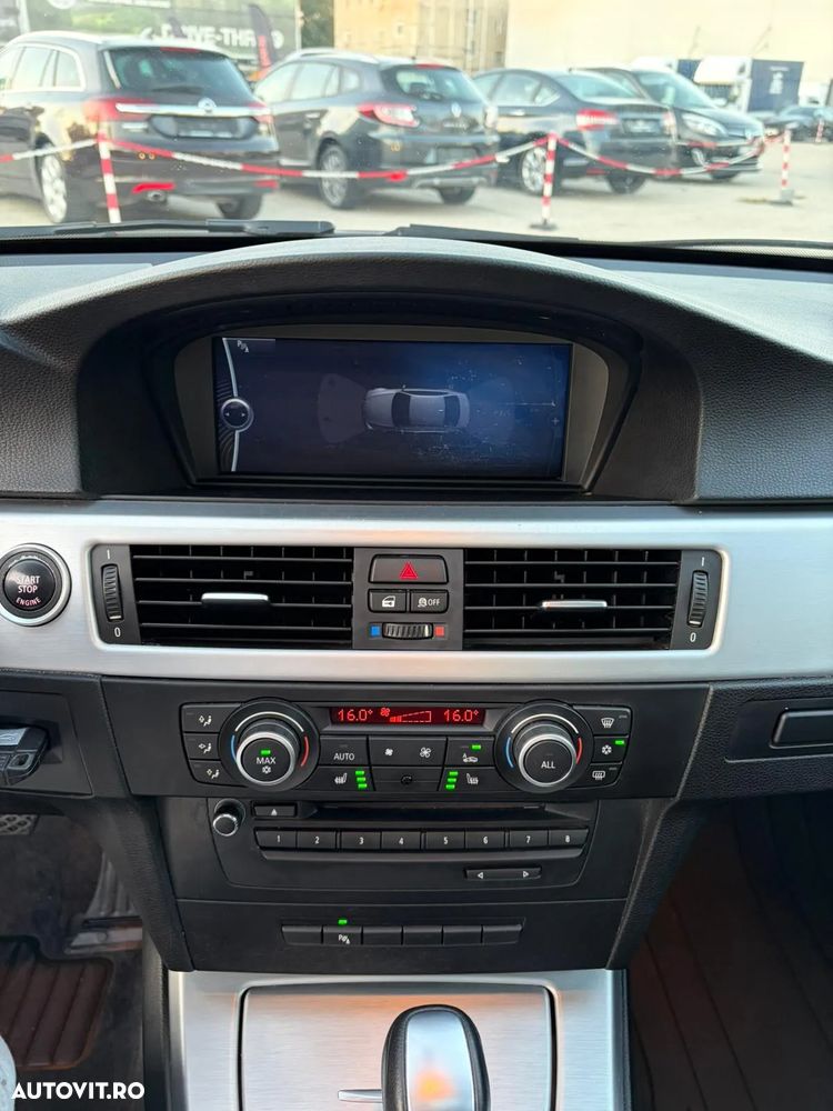 BMW Seria 3 320i Aut. Edition Exclusive - 10