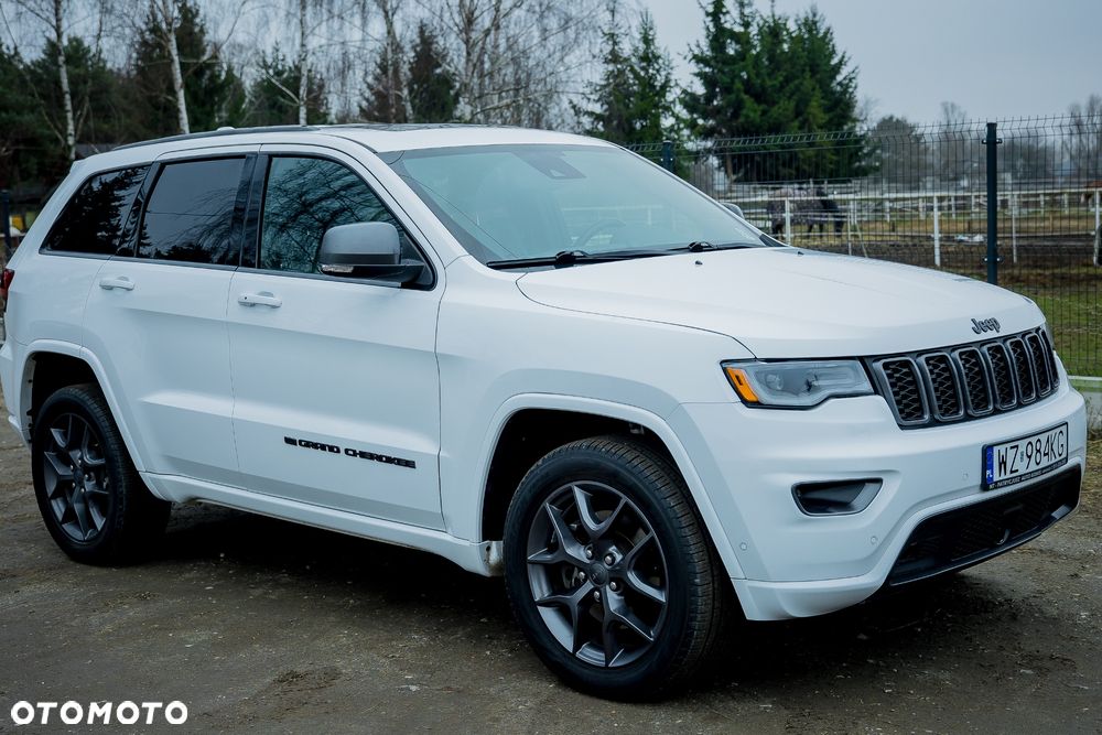 Jeep Grand Cherokee - 1