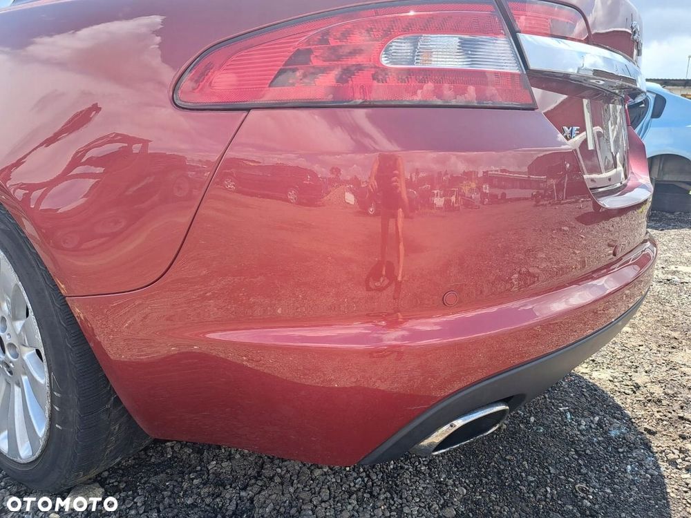 ZDERZAK TYŁ TYLNY PDC KPL JAGUAR XF I KOD LAKIERU CHB - 2