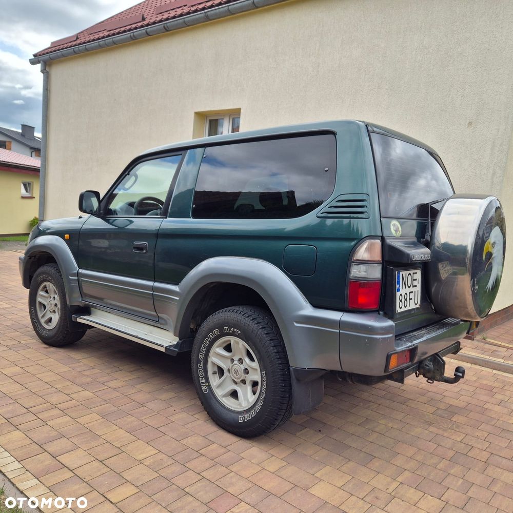 Toyota Land Cruiser - 7