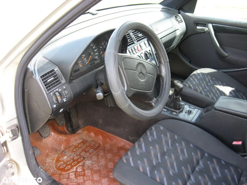 Mercedes-Benz Klasa C 220 T CDI Esprit - 8