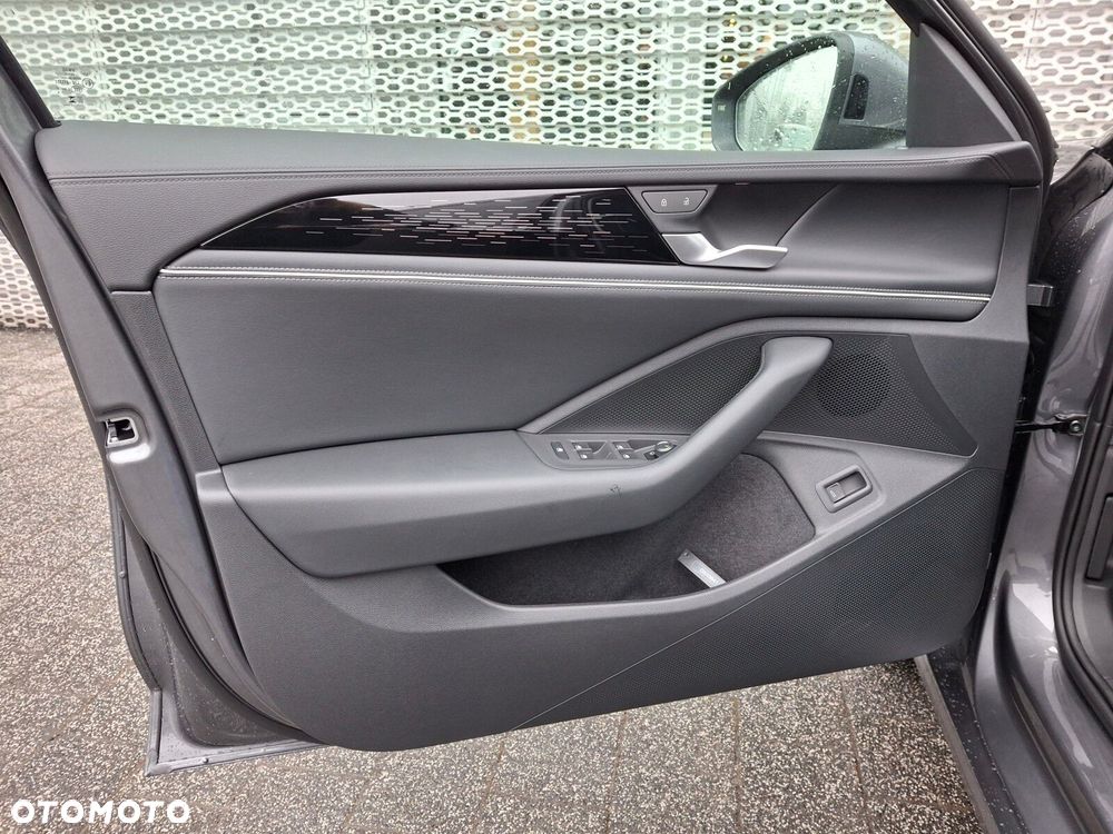 Volkswagen Passat - 8