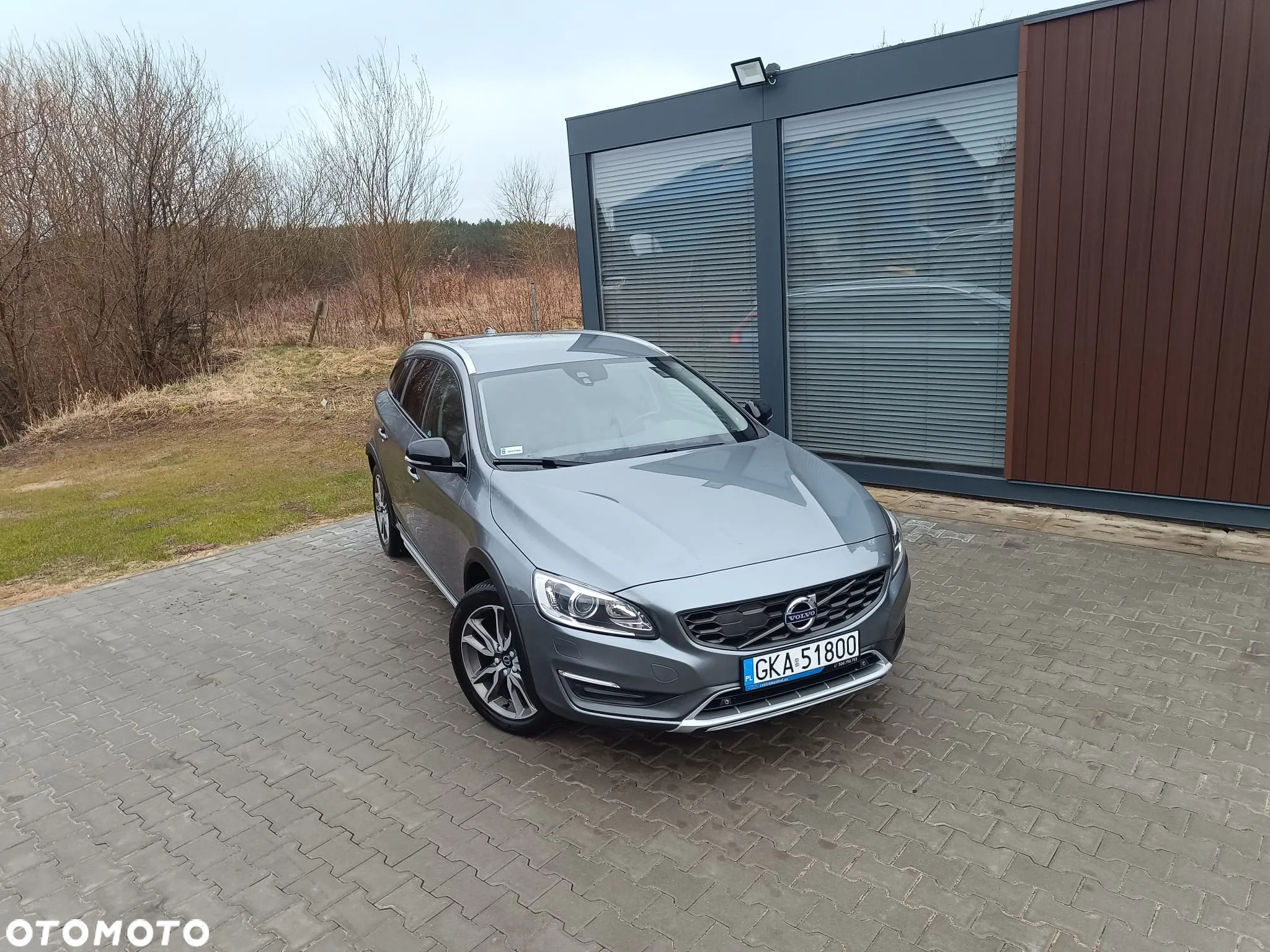 Volvo V60 D4 AWD Drive-E Summum - 2