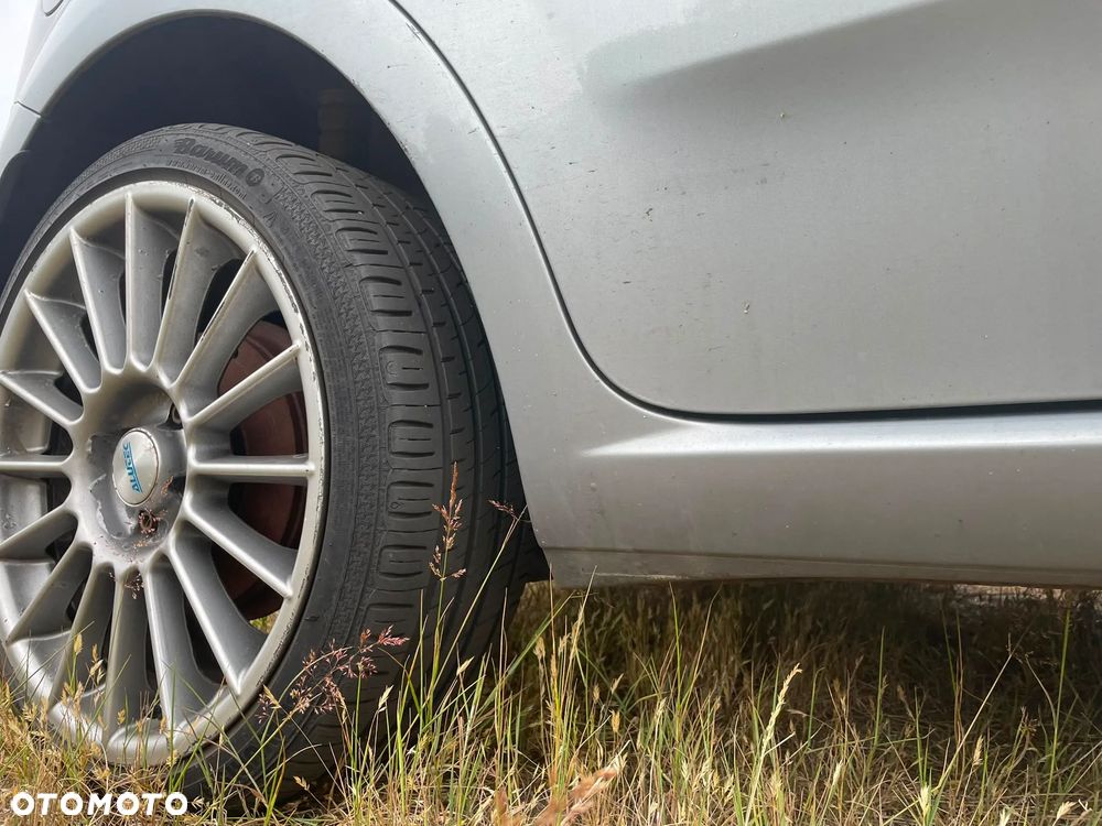 Fiat Grande Punto - 21