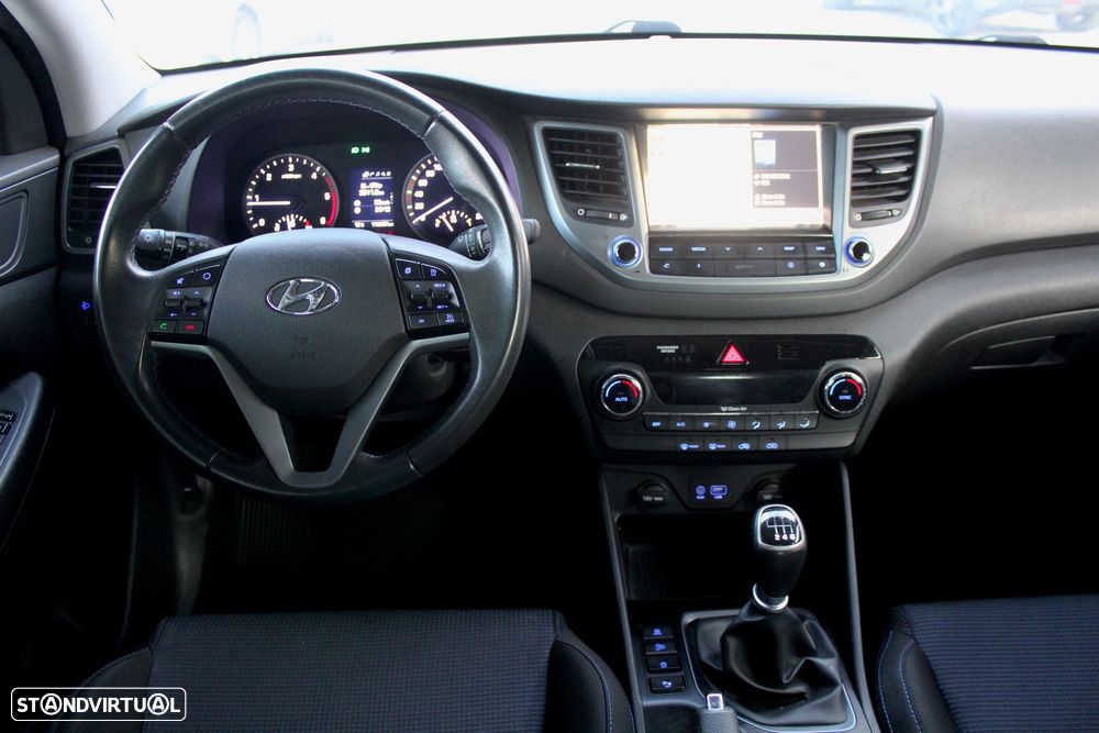 Hyundai Tucson 1.7 CRDi Executive - 9