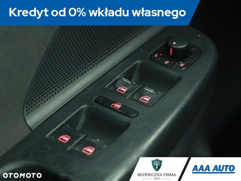 Volkswagen Golf - 13