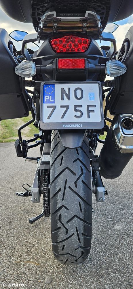 Suzuki V-STROM - 11