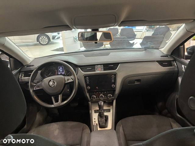 Skoda Octavia 1.4 TSI Ambition DSG - 26