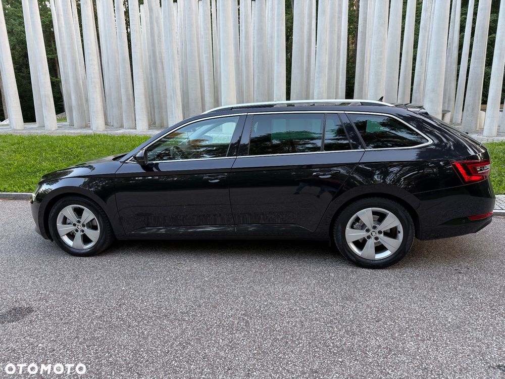 Skoda Superb 2.0 TDI DSG L&K - 4
