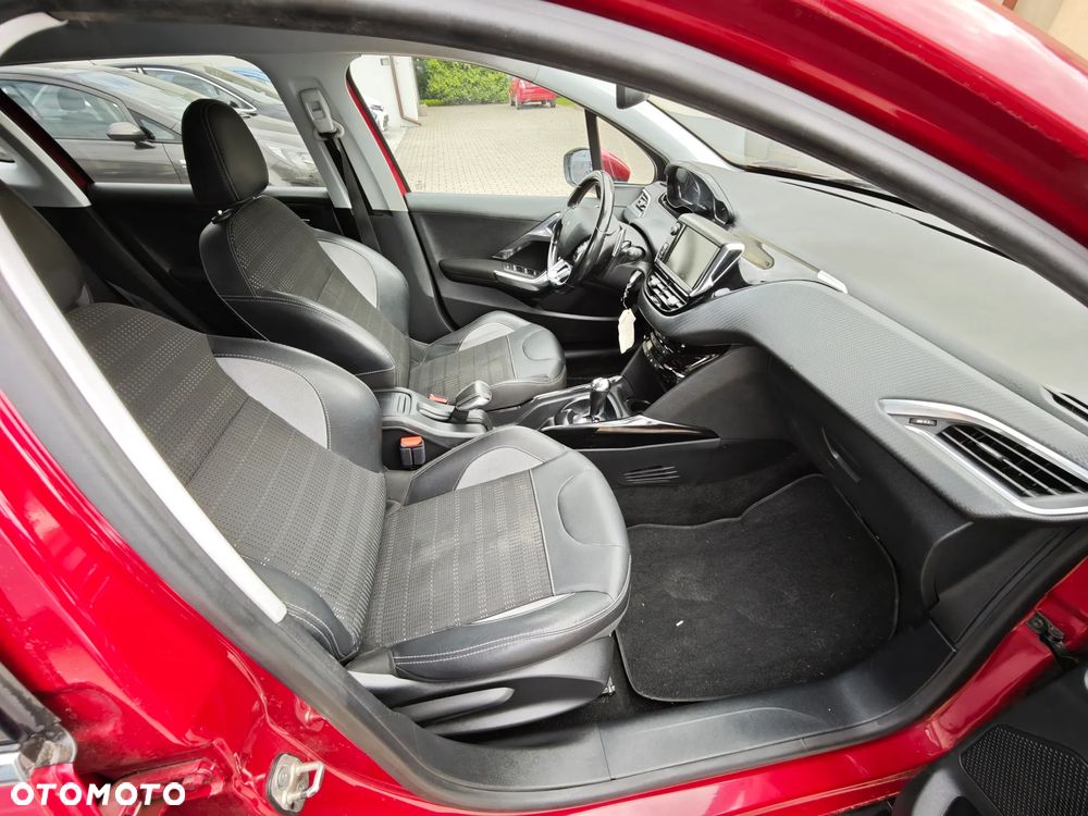 Peugeot 2008 - 16