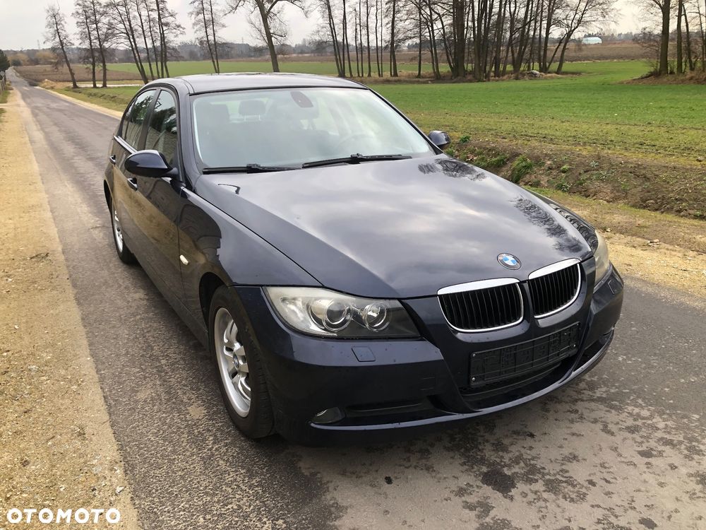 BMW Seria 3 320i - 9