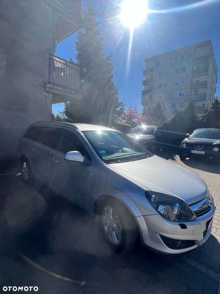 Opel Astra 1.7 CDTI - 4