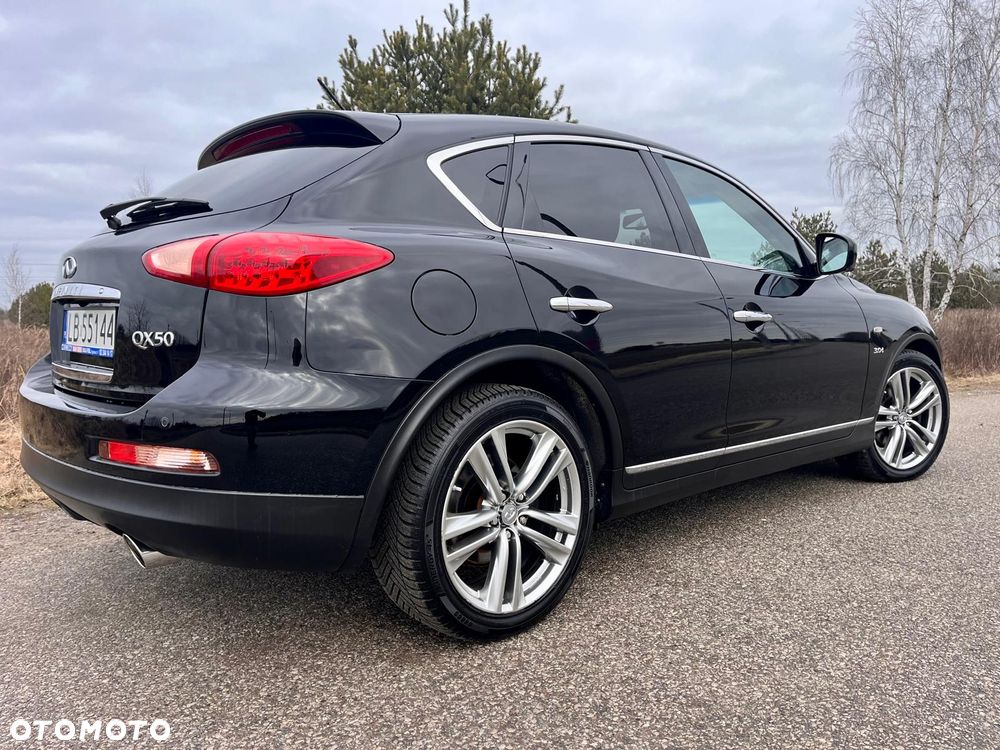 Infiniti QX50 - 3