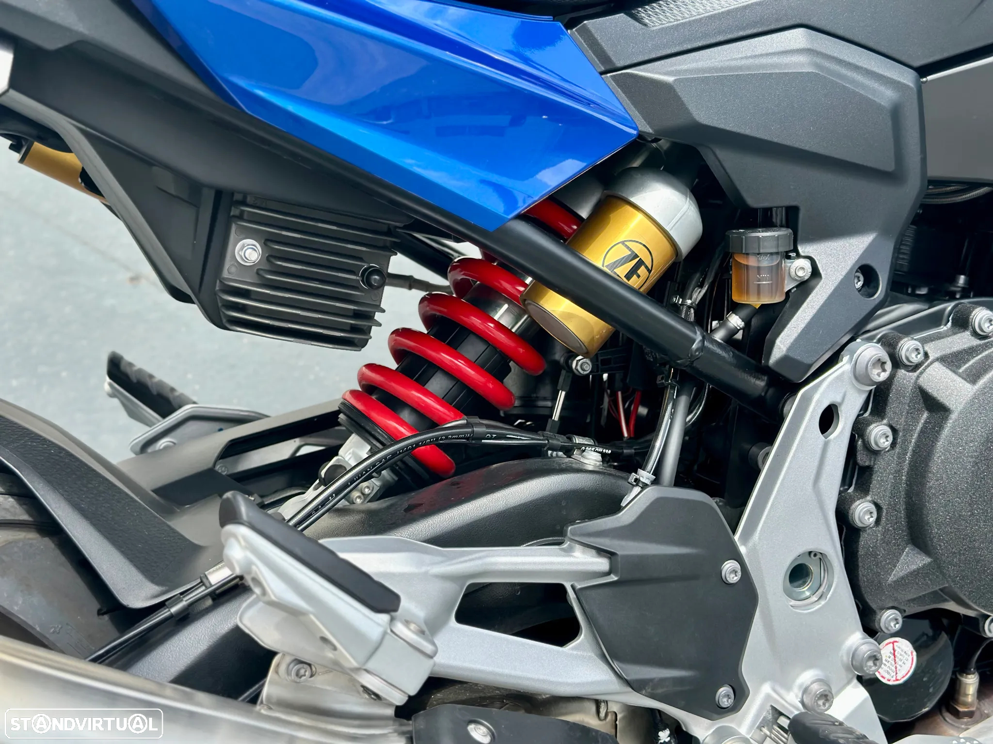 BMW F 900 XR Style Sport - 8