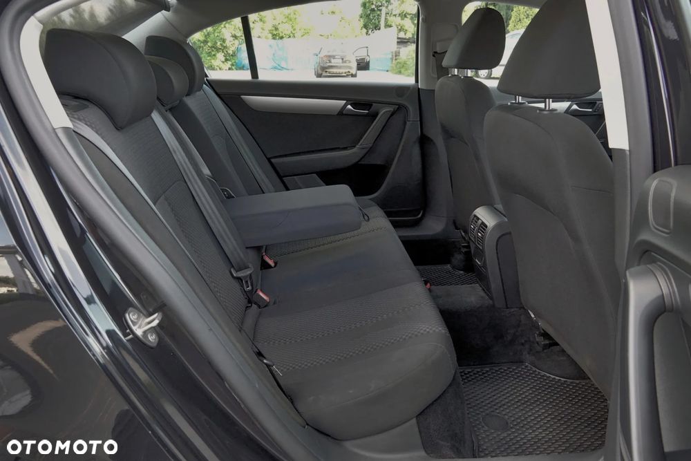 Volkswagen Passat 1.4 TSI Trendline - 19