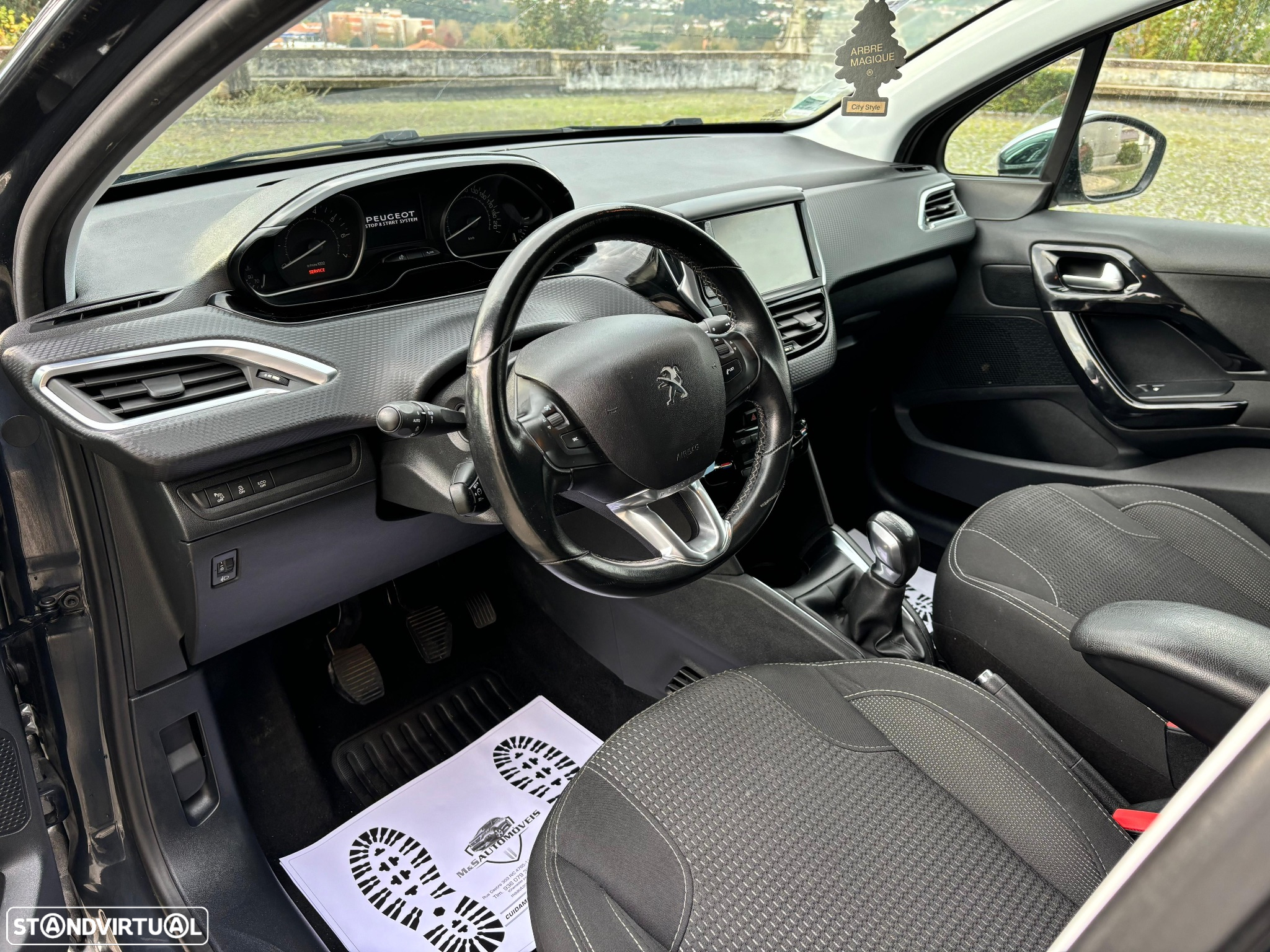Peugeot 208 PureTech 110 Stop & Start Allure - 13