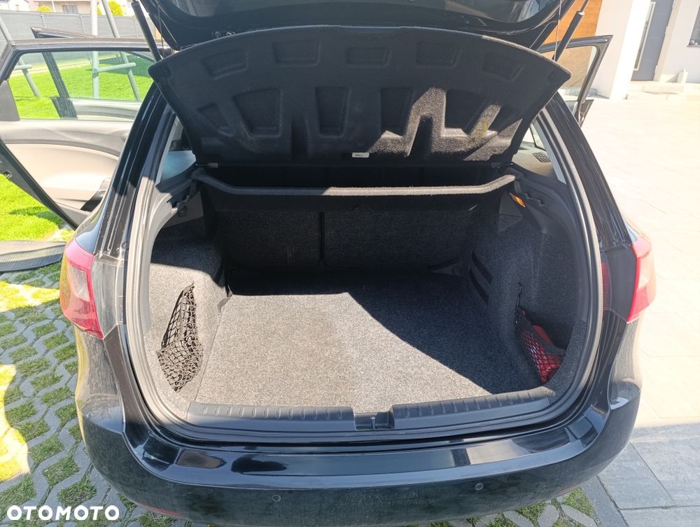 Seat Ibiza 2013 photo 4