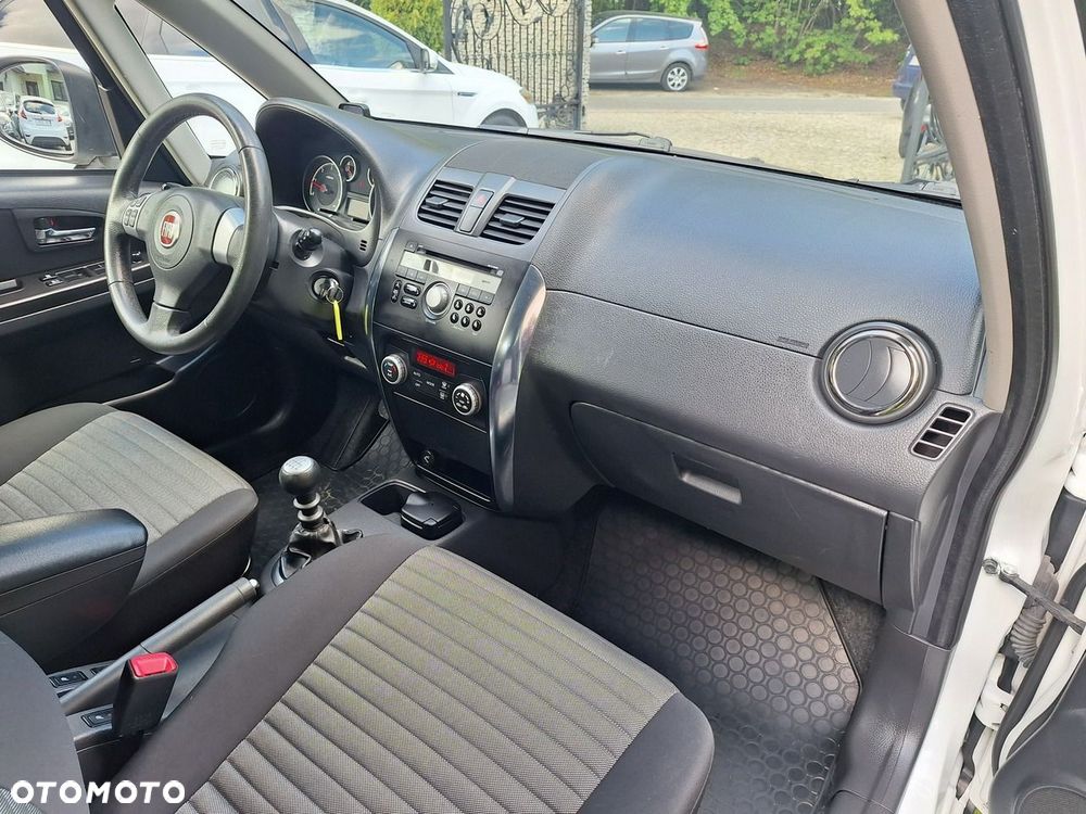Fiat Sedici 2.0 Multijet 16V 4x4 Emotion - 13