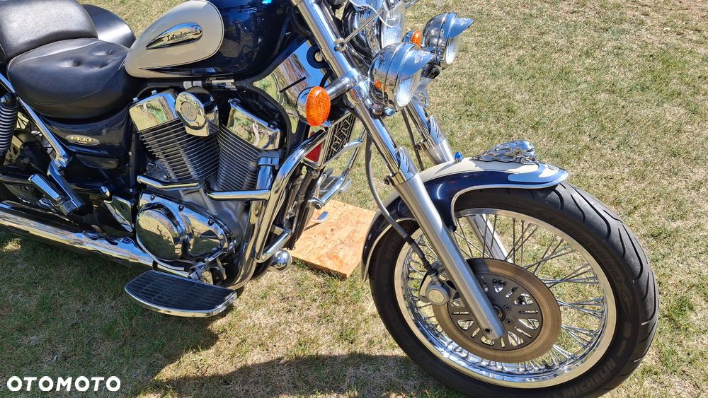 Suzuki Intruder - 9