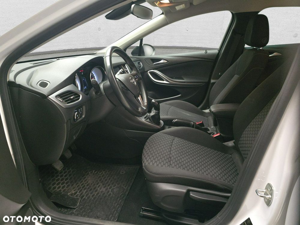 Opel Astra - 9