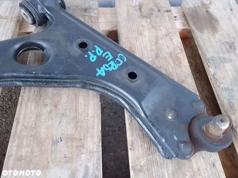 opel corsa e wahacz przedni prawy przód - 2