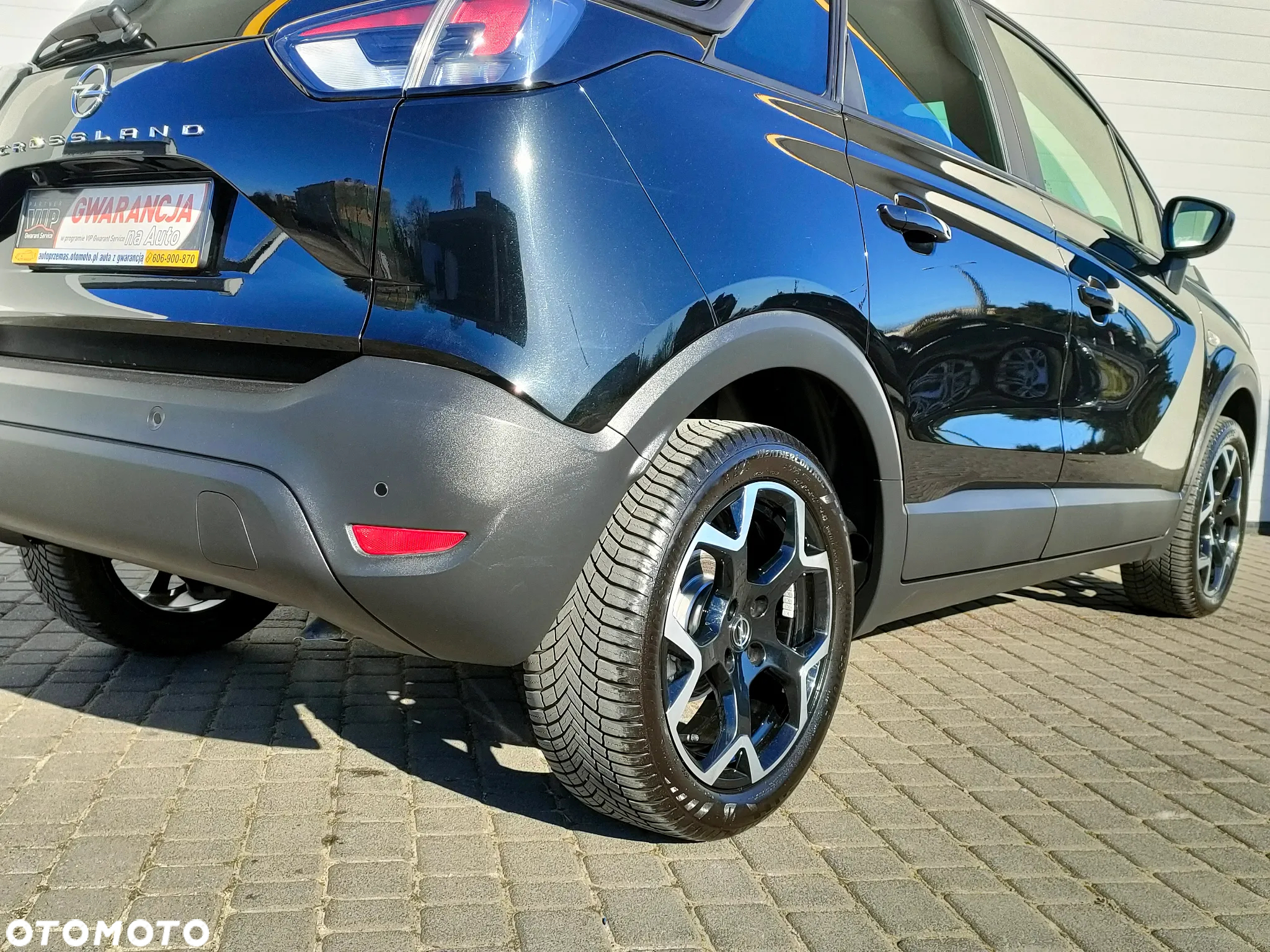 Opel Crossland 1.2 T GS Line - 30