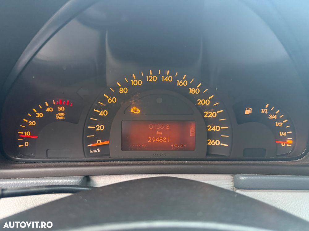 Mercedes-Benz C - 16
