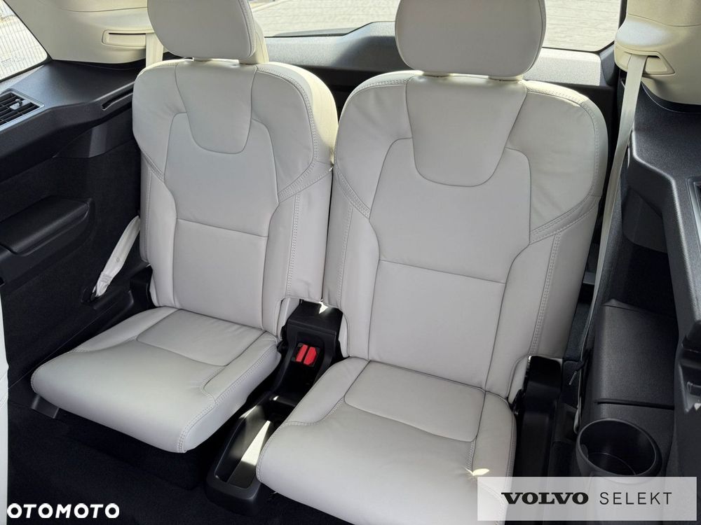 Volvo XC 90 - 17