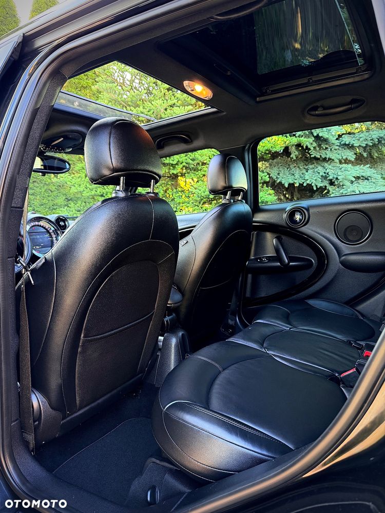 MINI John Cooper Works - 30