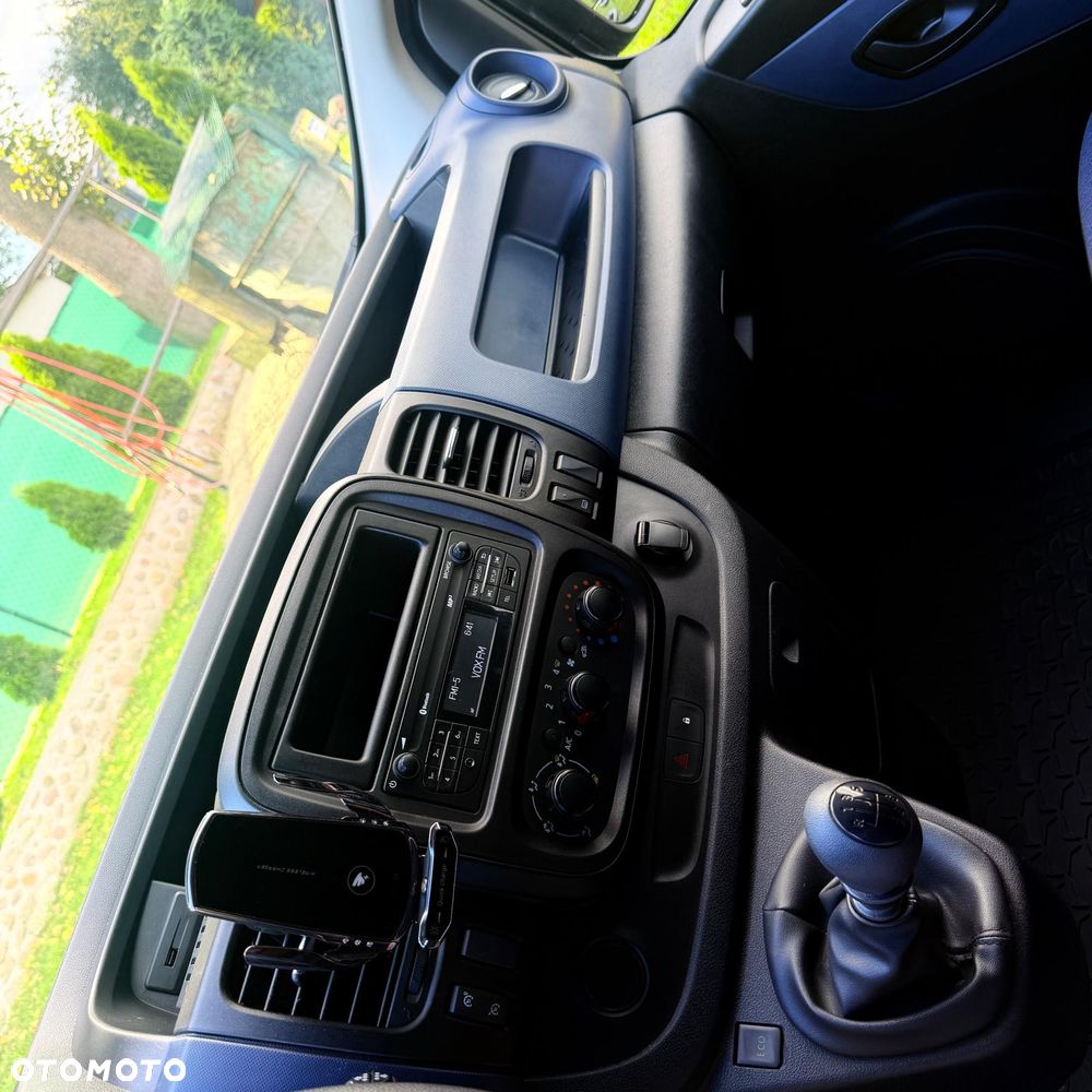 Opel Vivaro L2H1 2,9t Edition - 24