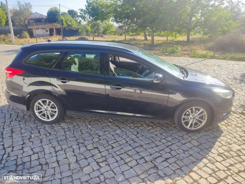 Ford Focus 1.5 TDCi Trend+ - 6