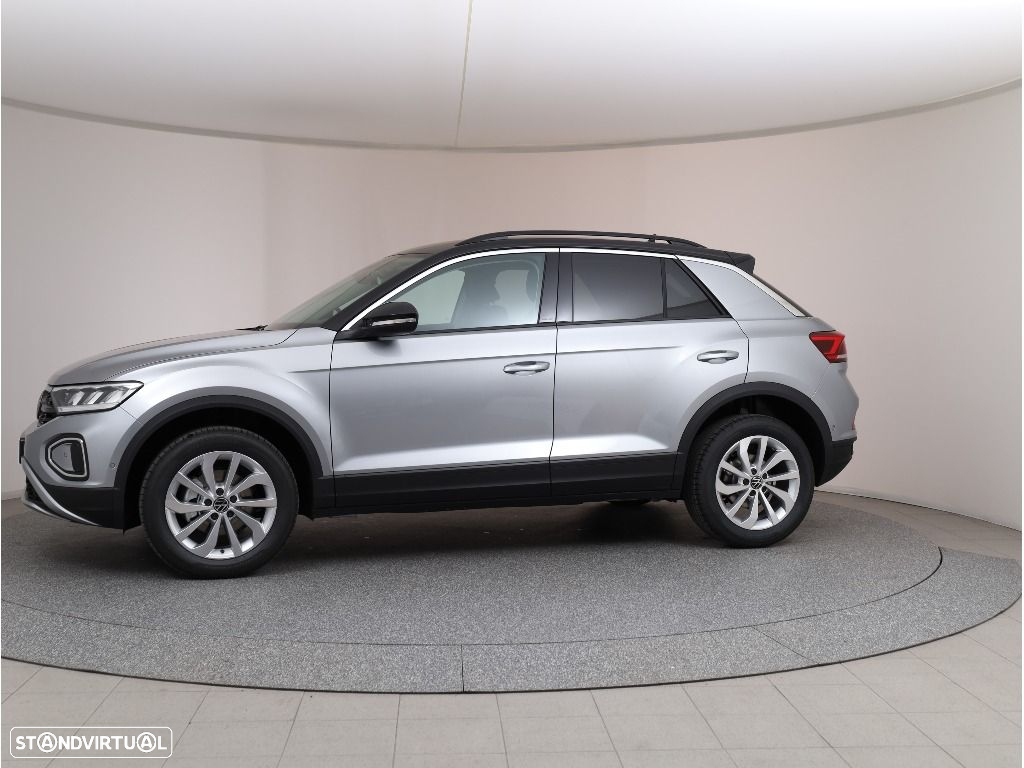VW T-Roc 1.5 TSI Urban DSG - 3
