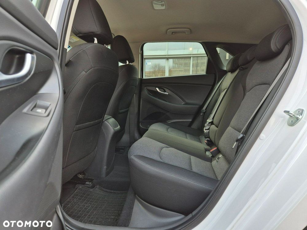 Hyundai i30 1.5 T-GDI 48V Smart DCT - 16