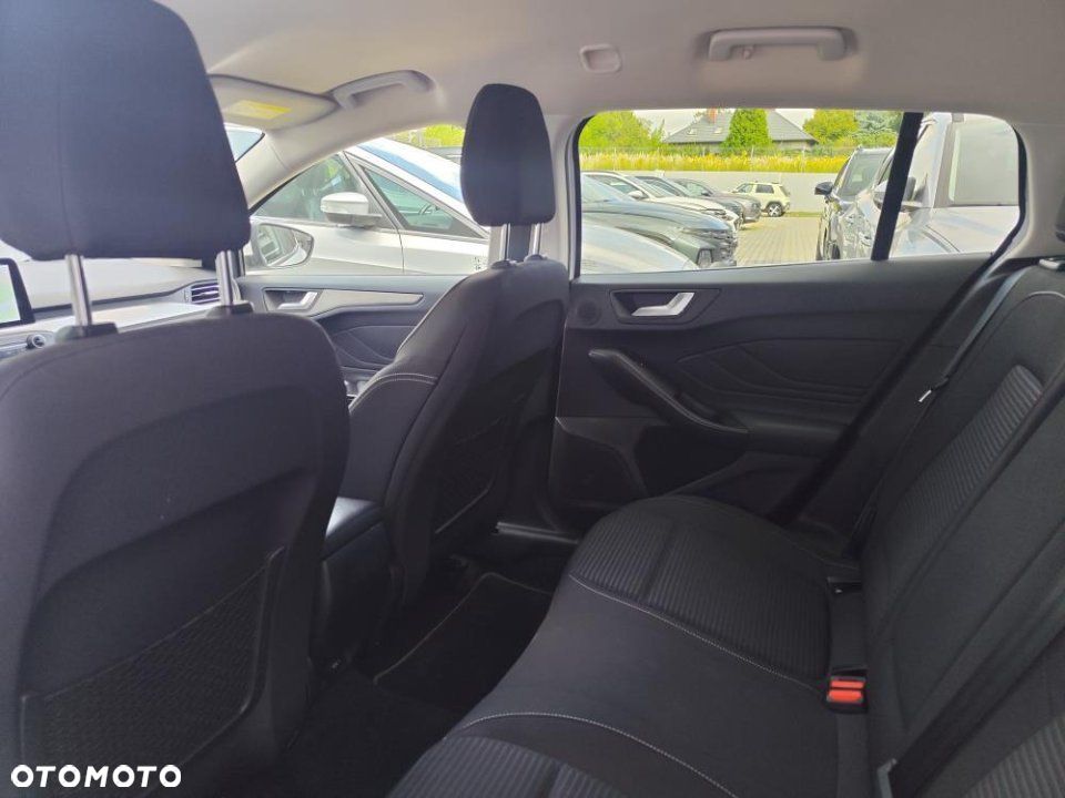 Ford Focus - 11