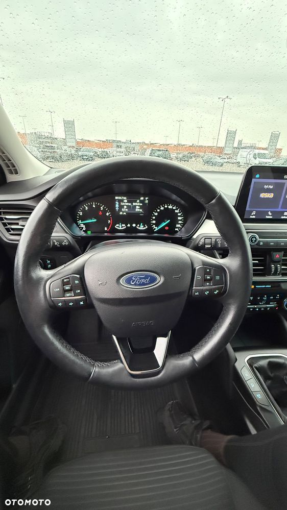 Ford Focus - 12