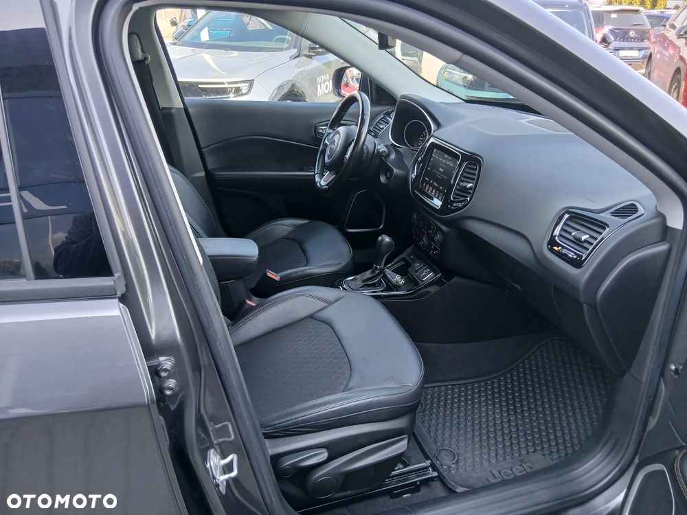 Jeep Compass 1.3 TMair Limited FWD S&S DDCT - 12