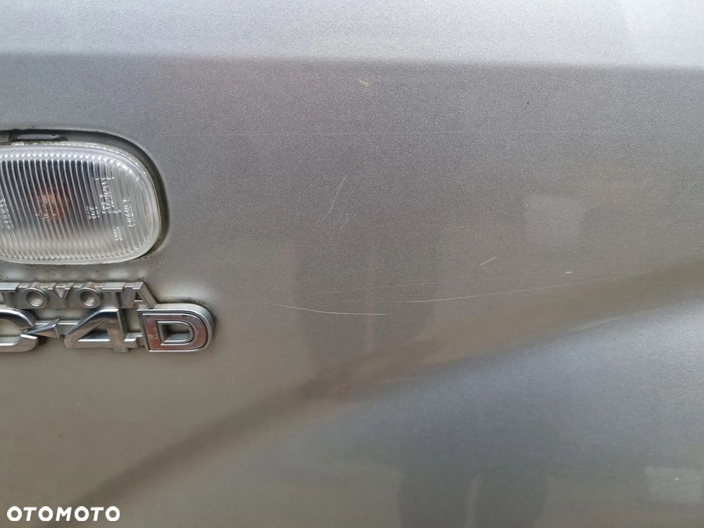 TOYOTA COROLLA VERSO II 04-07 2004 r. 1C0 błotnik prawy przód PP * - 7