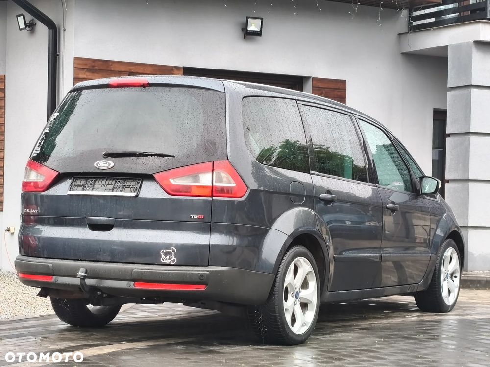 Ford Galaxy 2.0 TDCi Titanium - 18