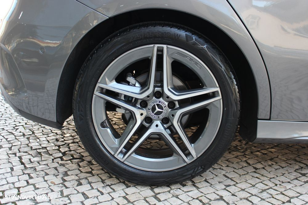 Mercedes-Benz A 180 d AMG Line Aut. - 12