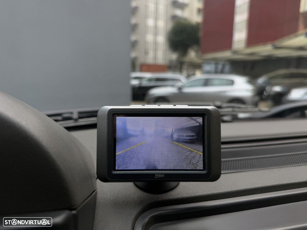 Land Rover Discovery - 35