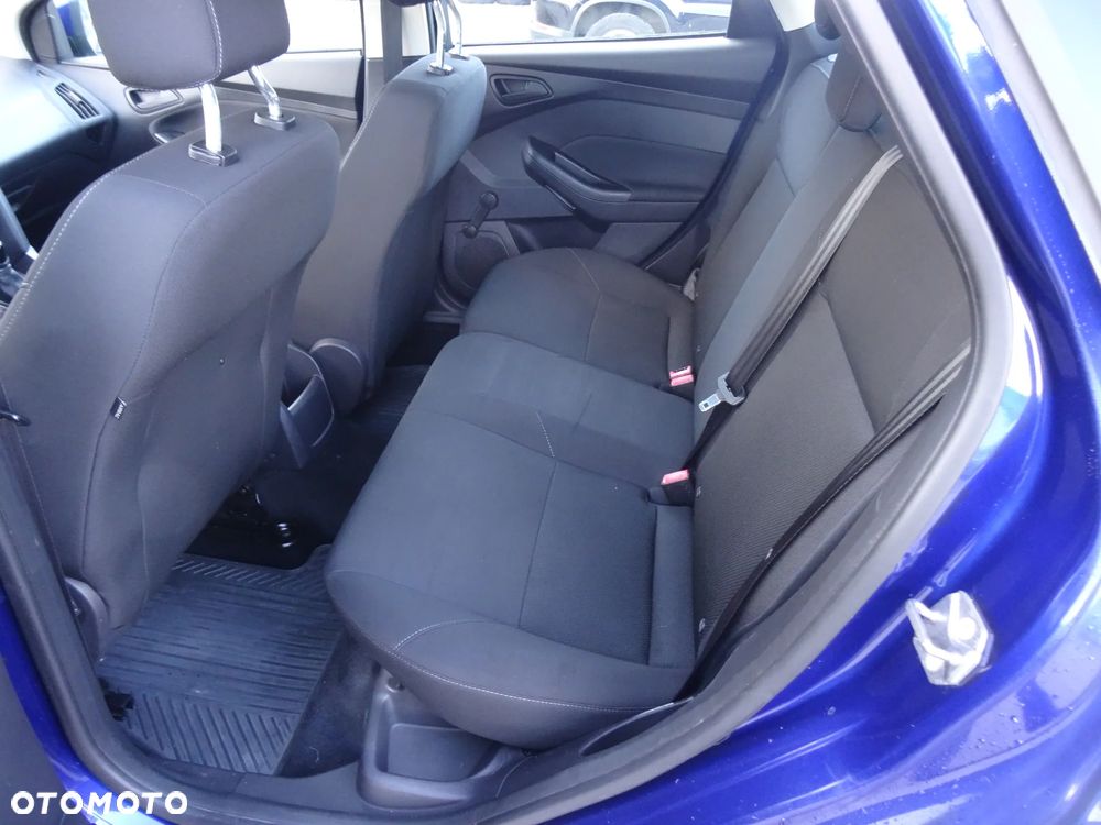 Ford Focus 1.0 EcoBoost Trend - 17