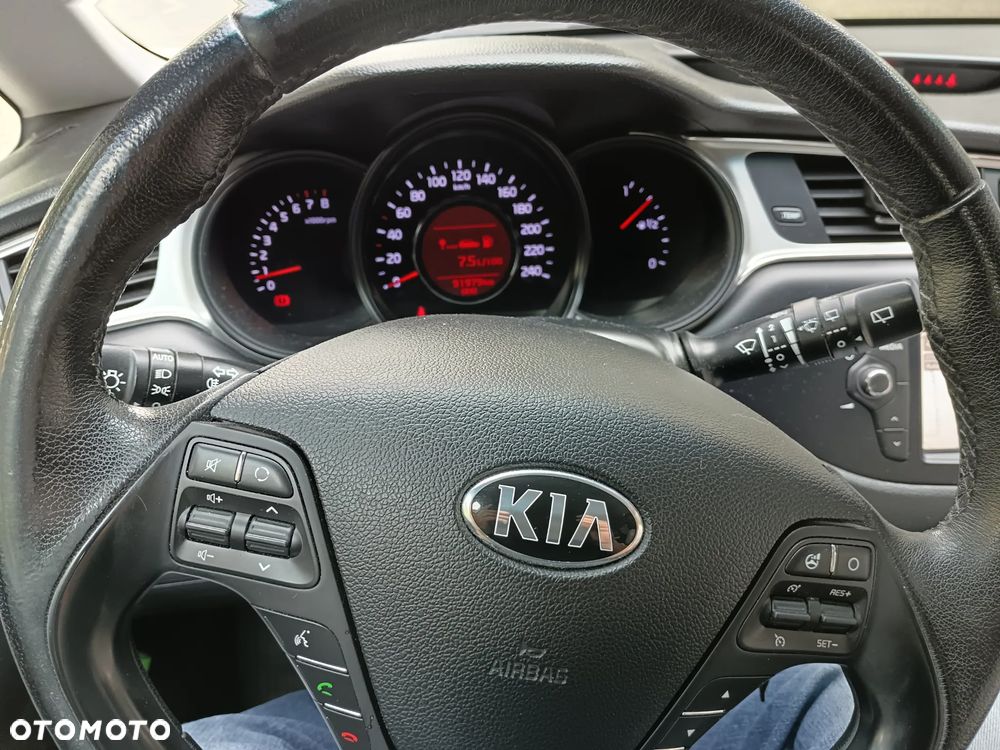 Kia Ceed 1.6 GDI L Business Line - 9