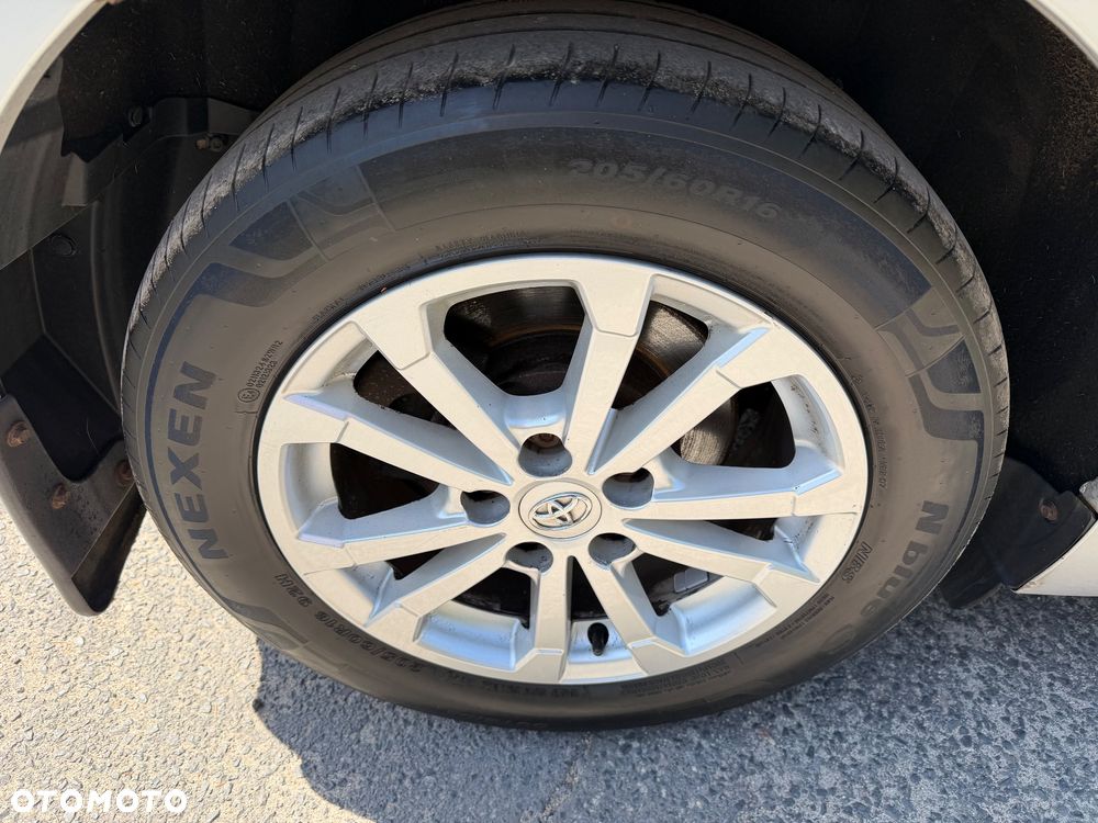 Toyota Verso 1.8 5-Sitzer Comfort - 11
