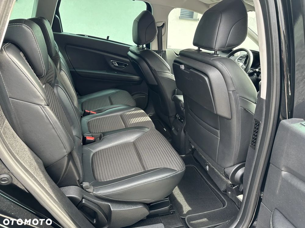 Renault Grand Scenic - 14